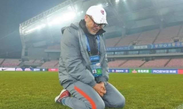 开云官方网站-事不过三！消失早有缘由 讨薪路漫漫重足山穷水尽