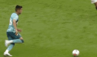 开云官方网站-滕哈赫不满判罚：尺度反复无常，标准究竟何在？