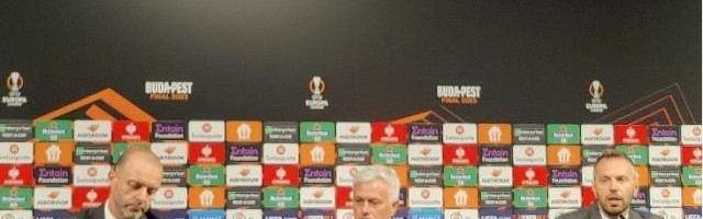 欧联决战前夜穆帅暗示离开？奖杯是最好的告别礼物