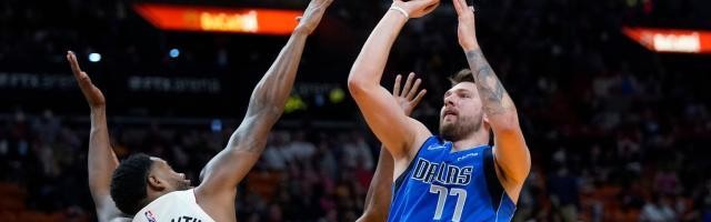 独行侠再度完成大逆转 新援首秀是否达到预期？